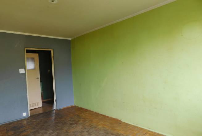 PRZETARG PISEMNY NA USTANOWIENIE ODRĘBNEJ WŁASNOŚCI LOKALU MIESZKALNEGO NR 72 PRZY UL. JANA PAWŁA II 37 W SIERADZU.