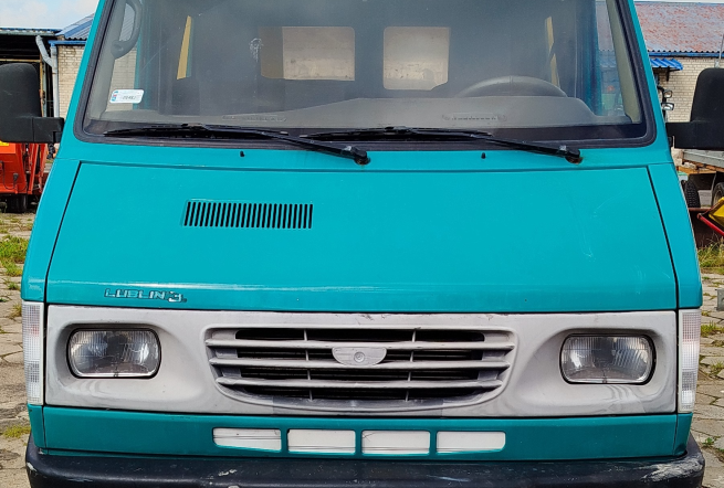 Sieradzka Spółdzielnia Mieszkaniowa wystawia na sprzedaż auto dostawcze Lublin 3